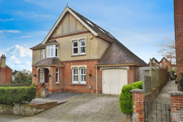 Property for sale in Bourne Avenue, Salisbury