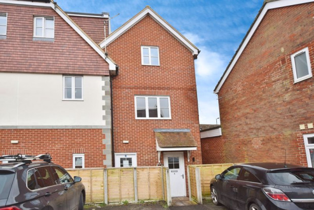 Property for sale in Sloane Court, Salisbury