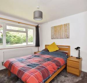 2 Bedroom Bungalow for sale in Downsway, Salisbury