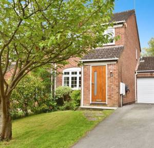 3 Bedroom House for sale in Chiselbury Grove, Salisbury