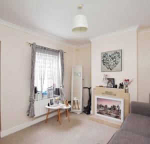 2 Bedroom House for sale in Highfield Road, Salisbury