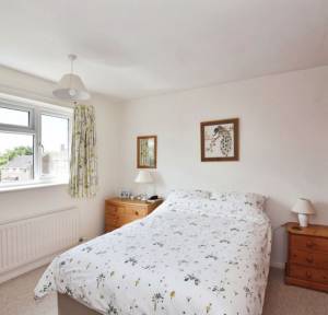 4 Bedroom House for sale in Paddock Close, Salisbury