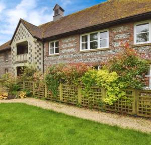 2 Bedroom  for sale in Earls Manor Court, Salisbury