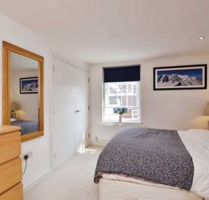 2 Bedroom Flat for sale in Fish Row, Salisbury