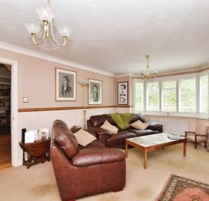 4 Bedroom House for sale in Ash Crescent, Salisbury