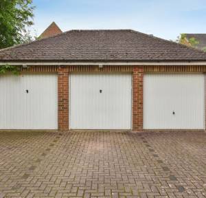 4 Bedroom House for sale in Ash Crescent, Salisbury