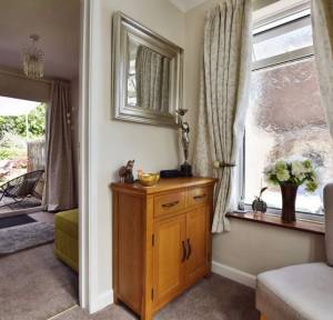 2 Bedroom Flat for sale in Barrington Road, Salisbury