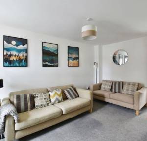 2 Bedroom House for sale in Longspee Lane, Salisbury