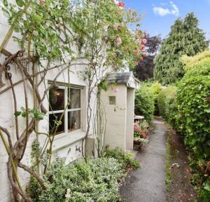 2 Bedroom House for sale in 22a South Street, Salisbury