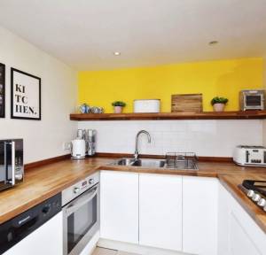 2 Bedroom House for sale in Highfield Road, Salisbury