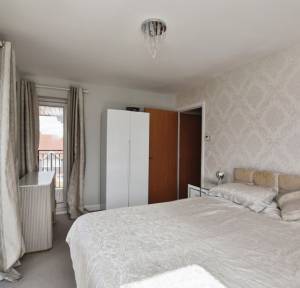 1 Bedroom Flat for sale in Burden Drive, Salisbury