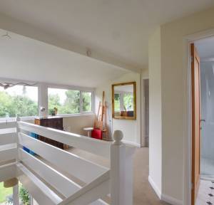 4 Bedroom Bungalow for sale in Rivermead, Salisbury