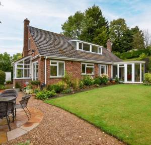 4 Bedroom Bungalow for sale in Rivermead, Salisbury