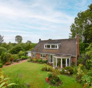 4 Bedroom Bungalow for sale in Rivermead, Salisbury