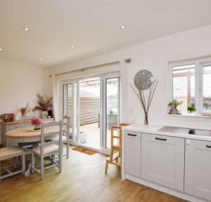 3 Bedroom House for sale in Collins Close, Salisbury