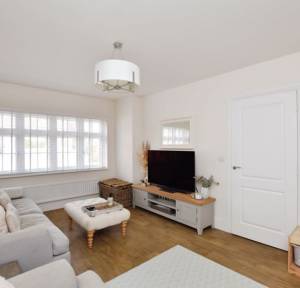 3 Bedroom House for sale in Collins Close, Salisbury