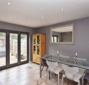 3 Bedroom House for sale in Harnham Road, Salisbury