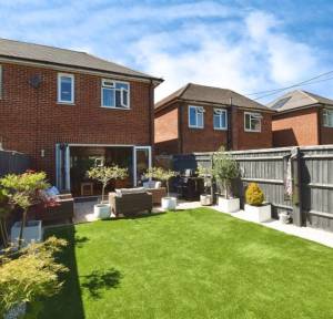 3 Bedroom House for sale in Meads Road, Salisbury