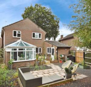 4 Bedroom House for sale in Eyres Drive, Salisbury