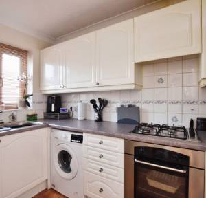 2 Bedroom House for sale in Green Lane, Salisbury