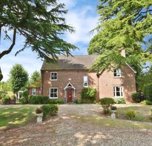 4 Bedroom House for sale in Shady Bower, Salisbury