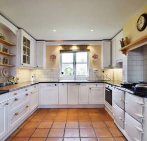 4 Bedroom House for sale in Shady Bower, Salisbury