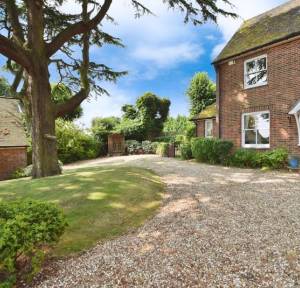 4 Bedroom House for sale in Shady Bower, Salisbury