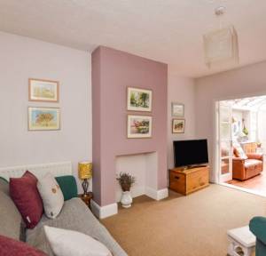 4 Bedroom House for sale in Park Street, Salisbury