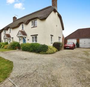 3 Bedroom House for sale in Pitton Road, Salisbury