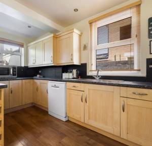 3 Bedroom House for sale in Devizes Road, Salisbury