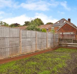 2 Bedroom House for sale in Nursery Road, Salisbury