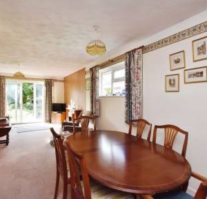 3 Bedroom Bungalow for sale in The Borough, Salisbury