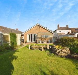 3 Bedroom Bungalow for sale in The Borough, Salisbury