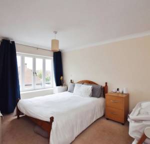 2 Bedroom Flat for sale in , Salisbury