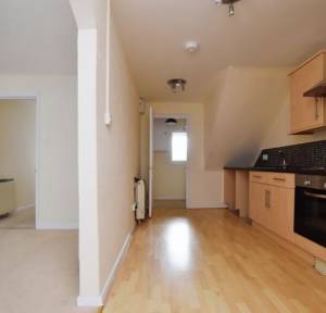 1 Bedroom Flat to rent in Hollows Close, Salisbury