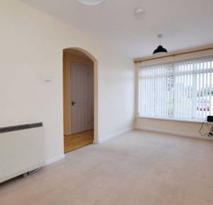 1 Bedroom Flat to rent in Hollows Close, Salisbury