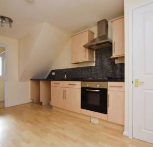 1 Bedroom Flat to rent in Hollows Close, Salisbury