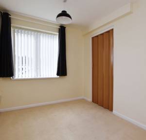 1 Bedroom Flat to rent in Hollows Close, Salisbury