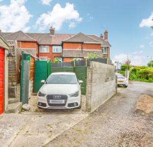 3 Bedroom House for sale in Tollgate Road, Salisbury