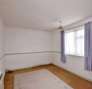 2 Bedroom Flat for sale in Hoadley Green, Salisbury