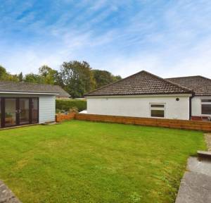 4 Bedroom Bungalow for sale in Figsbury Road, Salisbury