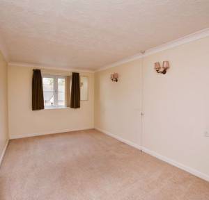 2 Bedroom  for sale in Archers Court, Salisbury