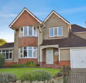 4 Bedroom House for sale in Moberly Road, Salisbury