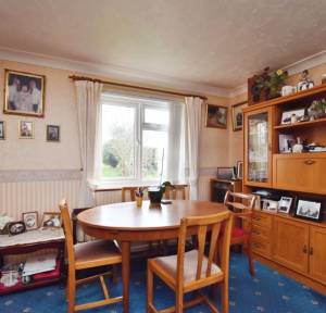 2 Bedroom House for sale in Bishopdown Road, Salisbury