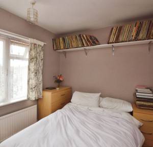 2 Bedroom House for sale in Stratford Road, Salisbury