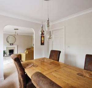 4 Bedroom House for sale in Lindford Road, Salisbury