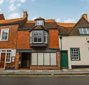 3 Bedroom House to rent in Milford Street, Salisbury