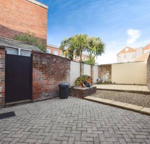 3 Bedroom House to rent in Milford Street, Salisbury