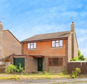 3 Bedroom House for sale in Greens Meade, Salisbury