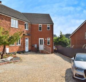 3 Bedroom House for sale in Festival Crescent, Salisbury